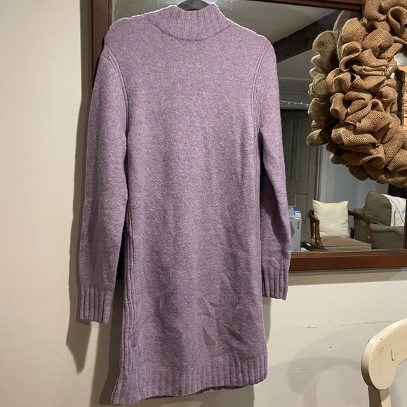 Like New J Crew Mockneck Sweater Dress. Size M merino wool/alpaca blen - Picture 2 of 2